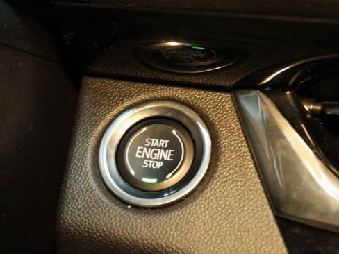 Used 2025 Buick Envista Avenir FWD image 24
