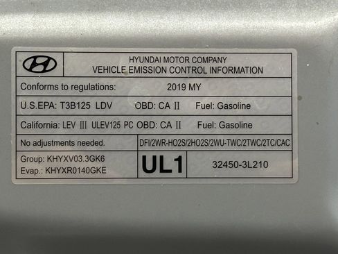 Used 2019 Genesis G70 3.3T Advanced w/ Sport Package image 36