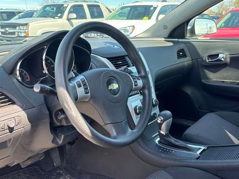 Used 2010 Chevrolet Malibu LT w/ Power Convenience Package image 13