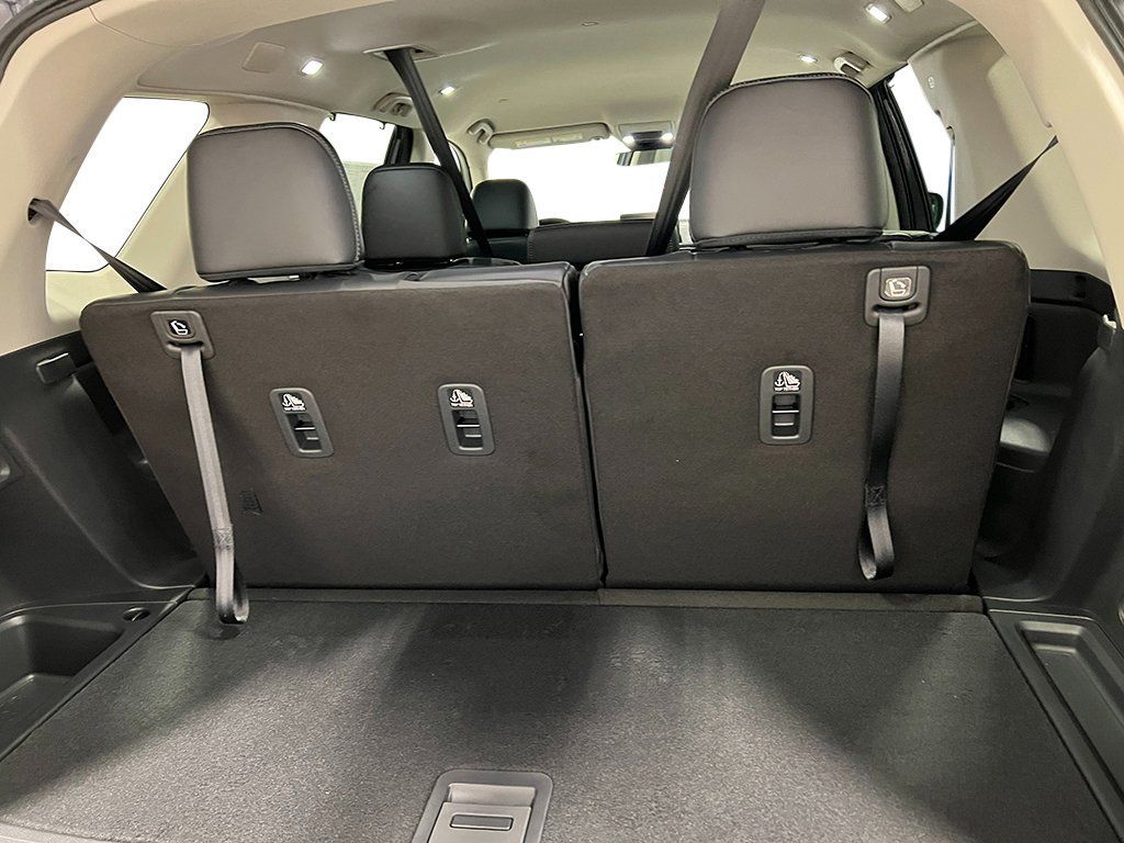 Used 2025 Honda Pilot EX-L image 31