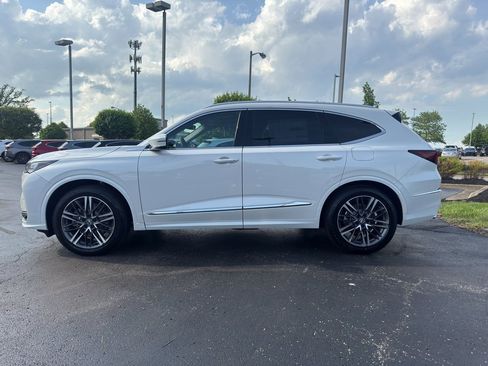 New 2026 Acura MDX w/ Advance Package image 2