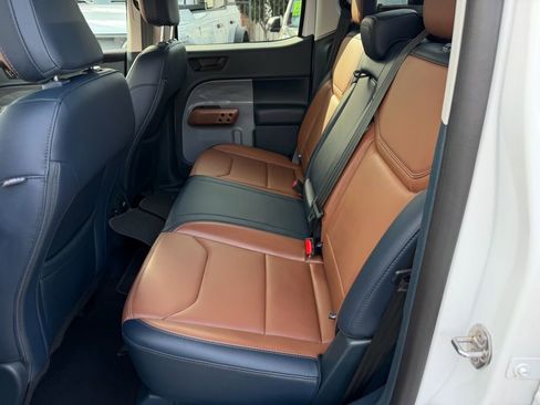 Certified 2024 Ford Maverick Lariat image 31