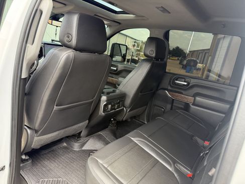 Used 2021 GMC Sierra 2500 Denali w/ Denali Ultimate Package AWD/4WD image 19