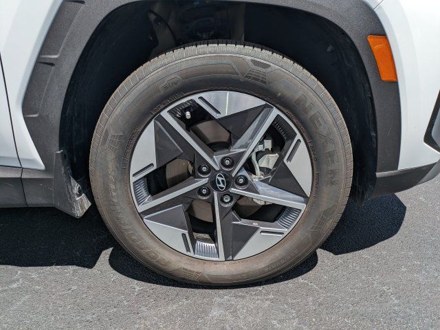 Certified 2025 Hyundai Tucson SEL w/ Tow & Go Package AWD/4WD image 10