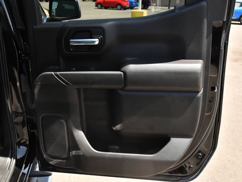 Used 2022 Chevrolet Silverado 1500 LT RWD image 40