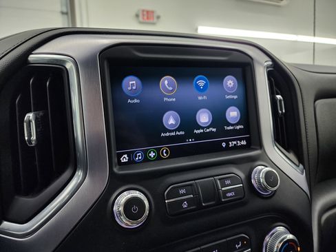 Used 2019 GMC Sierra 1500 SLE image 41