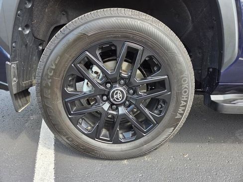 Used 2025 Toyota Sequoia Limited w/ Tow Technology Package AWD/4WD image 6