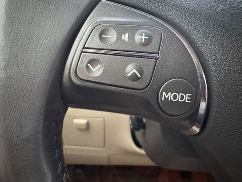 Used 2011 Lexus ES 350 FWD image 12