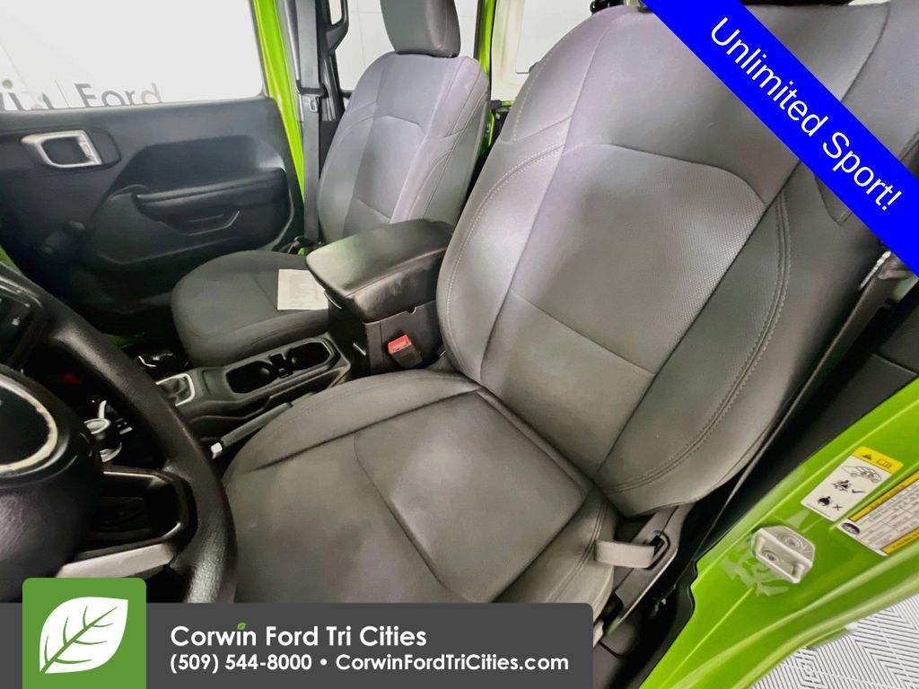 Used 2018 Jeep Wrangler Unlimited Sport AWD/4WD image 23