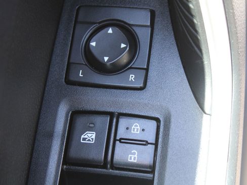Used 2024 Toyota RAV4 LE AWD/4WD image 20