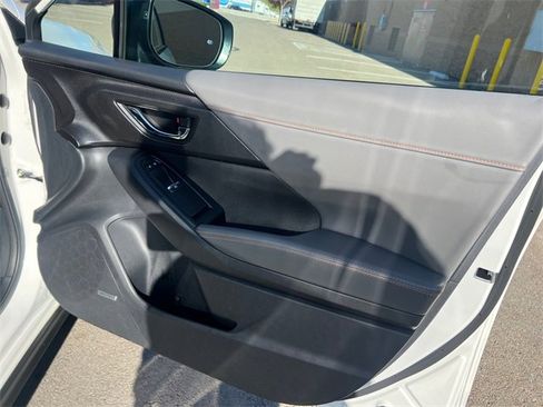 Used 2025 Subaru Crosstrek 2.5i Limited w/ Crosstrek Mirror Package image 17
