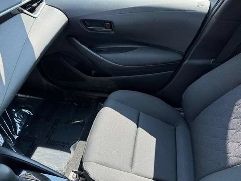 Used 2025 Toyota Corolla LE w/ LE Premium Package FWD image 90