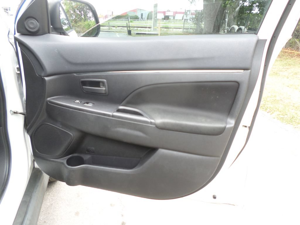 Used 2014 Mitsubishi Outlander Sport ES FWD image 15