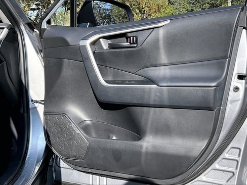 Used 2024 Toyota RAV4 LE image 25