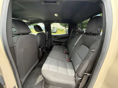 Used 2023 Chevrolet Colorado Trail Boss w/ Technology Package AWD/4WD image 25