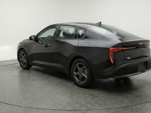 Used 2025 Kia K4 LXS image 6