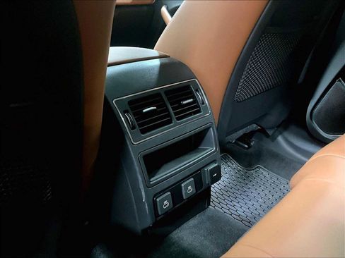 Used 2025 Jaguar F-PACE R-Dynamic S image 26