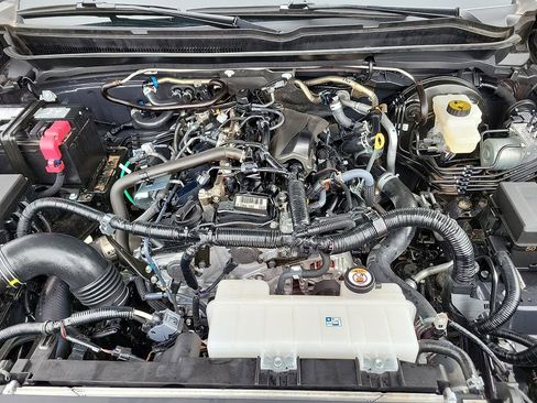 Used 2025 Toyota Tacoma SR5 image 13