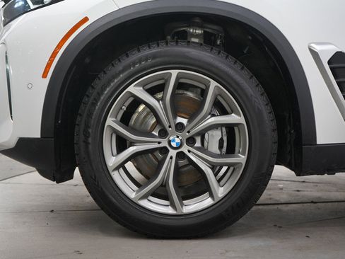 Used 2024 BMW X5 xDrive40i image 31