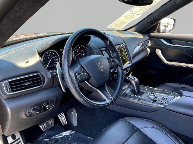 Used 2022 Maserati Levante GT AWD/4WD image 19