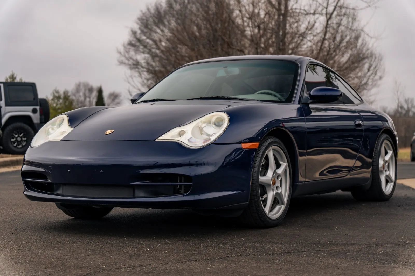 Used 2003 Porsche 911 Carrera RWD image 3