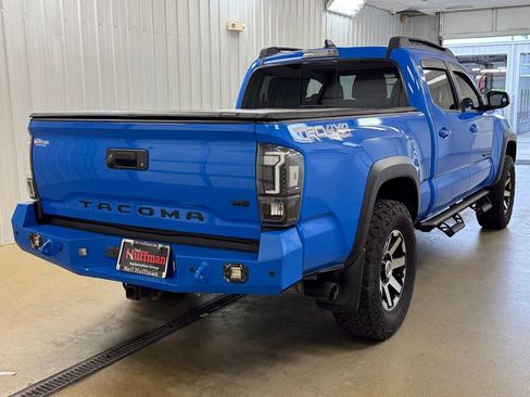 Used 2020 Toyota Tacoma TRD Off-Road w/ Technology Package AWD/4WD image 6
