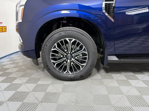 New 2026 Nissan Armada Platinum image 10