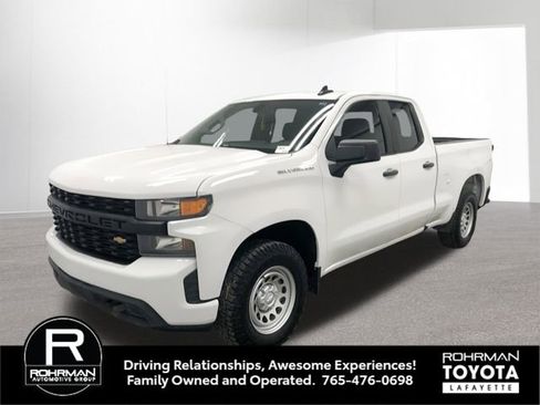 Used 2021 Chevrolet Silverado 1500 W/T w/ WT Value Package AWD/4WD image 1