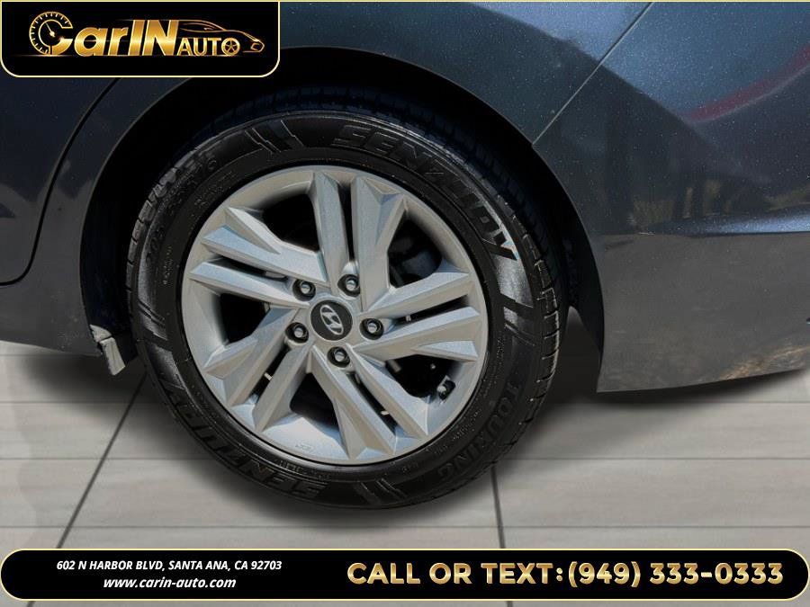 Used 2020 Hyundai Elantra SEL FWD image 28