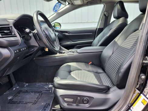 Used 2024 Toyota Camry SE w/ Cold Weather Package AWD/4WD image 16