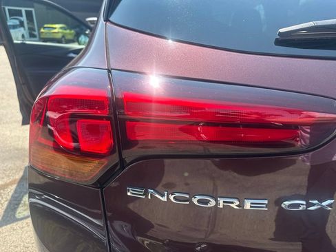 Used 2023 Buick Encore GX Preferred w/ Cold Weather Comfort Package FWD image 23