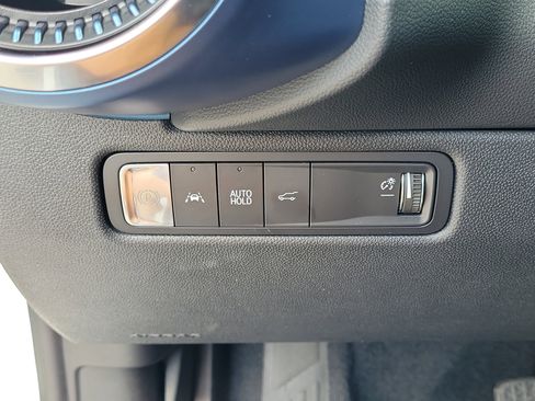 Used 2024 Chevrolet Equinox EV LT FWD image 24