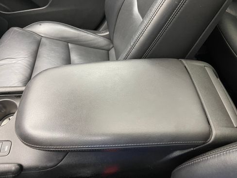 Used 2017 Cadillac XT5 Luxury w/ Driver Awareness Package AWD/4WD image 30