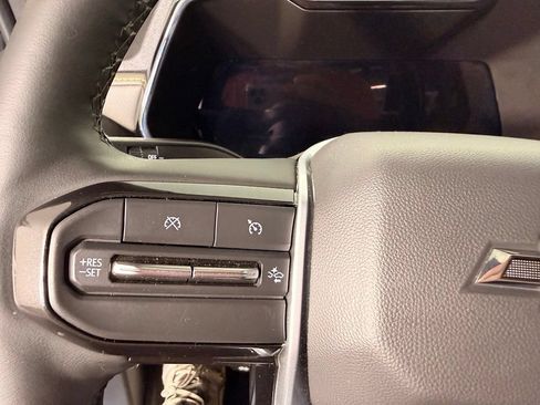 Used 2025 Chevrolet Colorado ZR2 w/ Technology Package AWD/4WD image 43