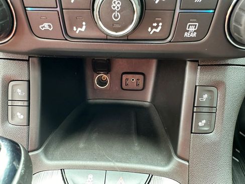 Used 2017 GMC Acadia SLT AWD/4WD image 27