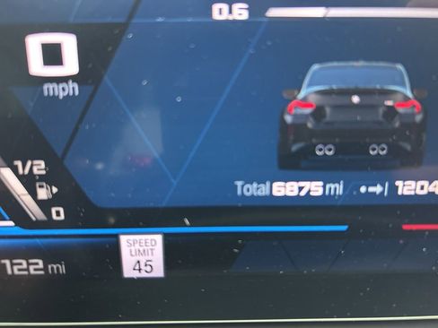 Used 2025 BMW M2 image 21