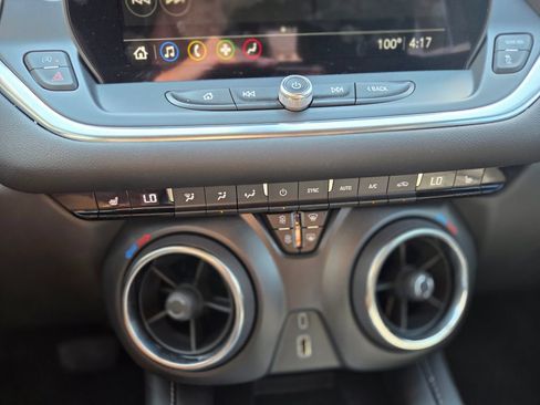 Used 2024 Chevrolet Blazer LT w/ Convenience Package FWD image 26