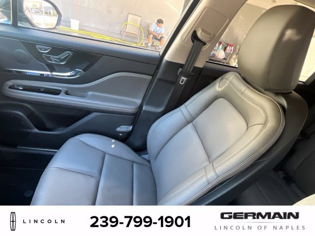 Used 2024 Lincoln Corsair Reserve w/ Equipment Group 201A AWD/4WD image 19