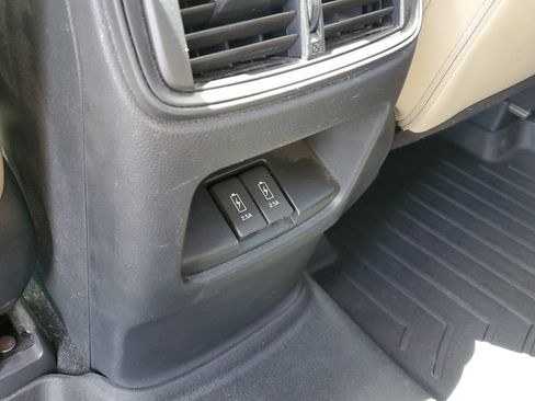 Used 2017 Honda CR-V EX-L image 25