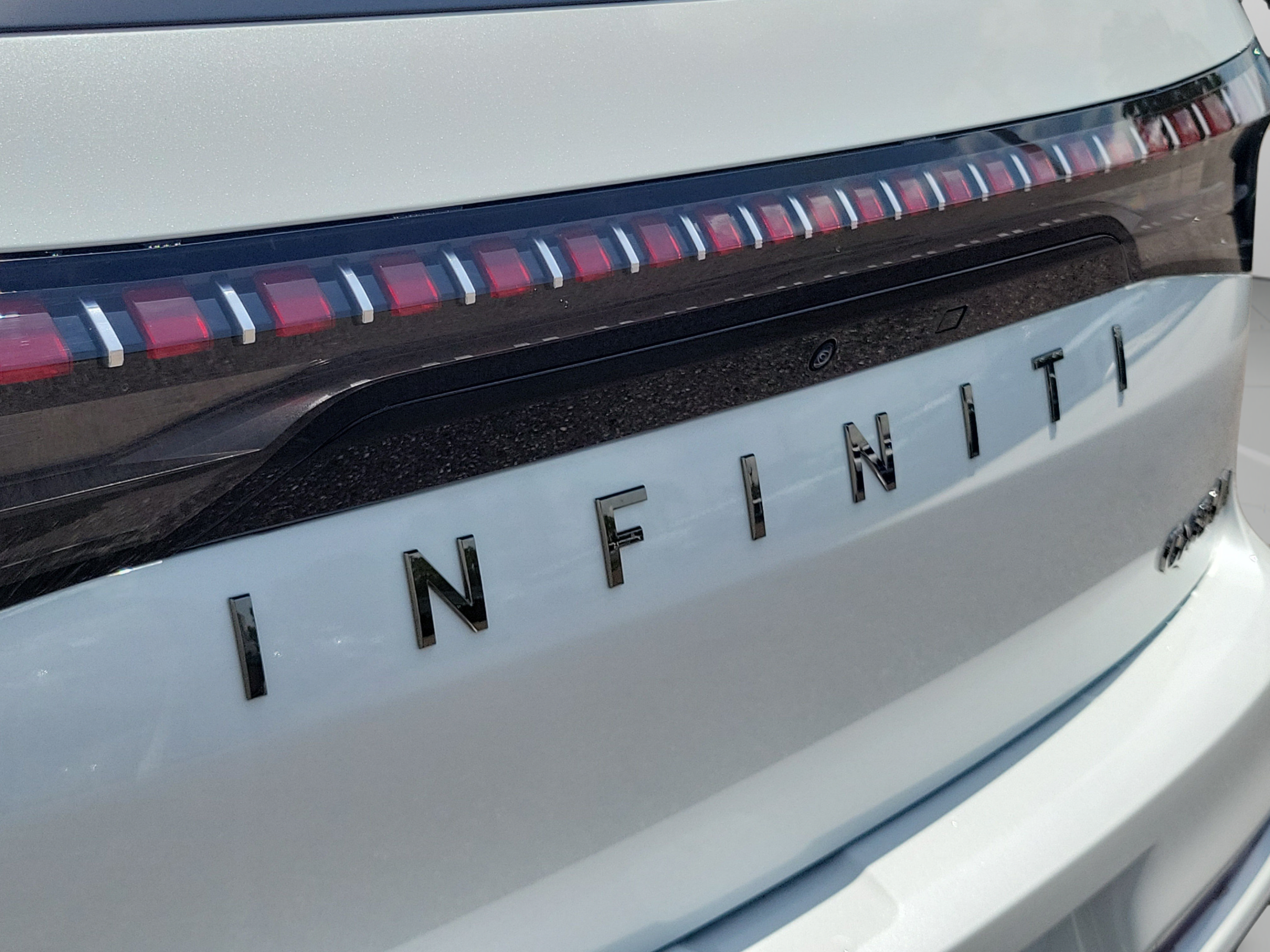 New 2027 INFINITI QX80 Autograph w/ Premium Cargo Package AWD/4WD image 25