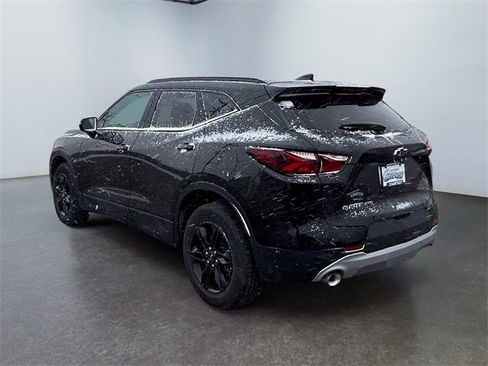 Used 2021 Chevrolet Blazer LT image 3