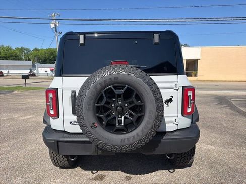 New 2026 Ford Bronco Badlands AWD/4WD image 7