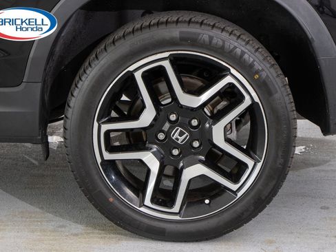 Certified 2023 Honda Passport Elite image 38