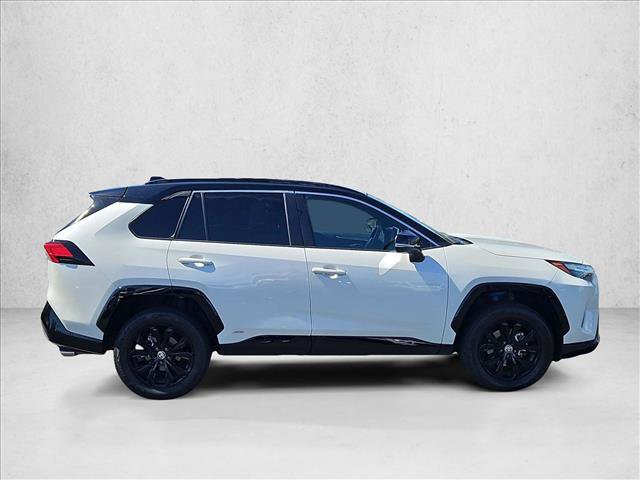 Used 2022 Toyota RAV4 XSE w/ XSE Grade Weather Package AWD/4WD image 4
