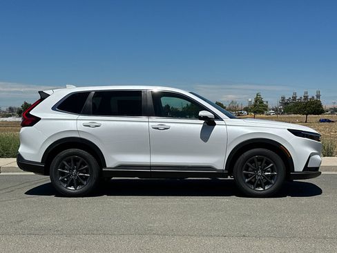 New 2026 Honda CR-V EX-L image 3