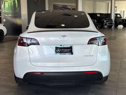 Used 2022 Tesla Model Y Performance AWD/4WD image 5