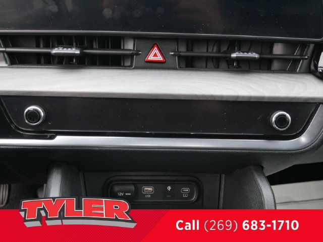 Used 2024 Kia Sportage X-Line w/ X-Line Premium Package AWD/4WD image 31