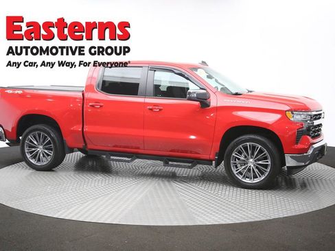 Used 2022 Chevrolet Silverado 1500 LT AWD/4WD image 54