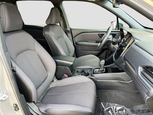 Used 2025 Subaru Forester Premium w/ Convenience Package #1 AWD/4WD image 28