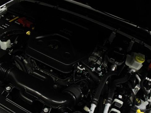 Used 2022 Jeep Wrangler Sahara image 49